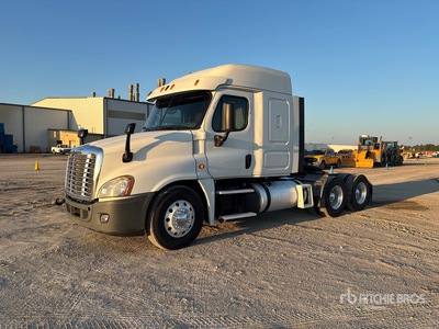 2014 Freightliner Cascadia 125 6x4 Sleeper Prime Mover
