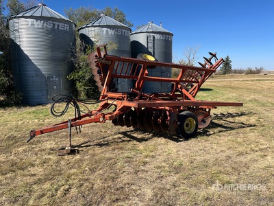 Sunflower 79G2 10 ft Offset Disc
