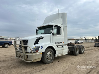 2007 Volvo VN 6x4 Day Cab Prime Mover
