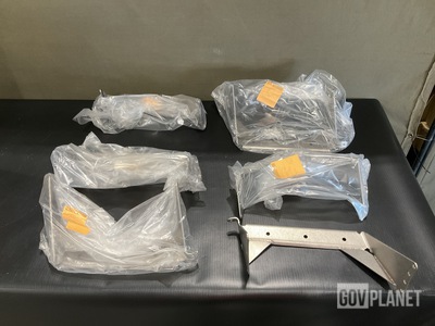 (6) GE L21509G02 Gas T Lower Brackets