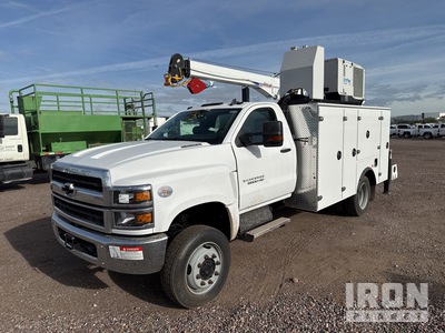 2022 Chevrolet 6500 HD 4x4 Service Truck (Unused)