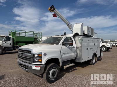 2022 Chevrolet 6500 4x4 Service Truck (Unused)