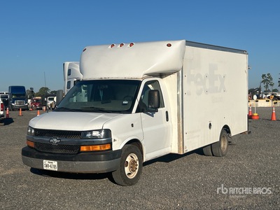 2020 Chevrolet G3500 4x2 Van Truck