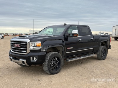 2017 GMC Sierra 2500HD 4x4 Crew Cab Pickup