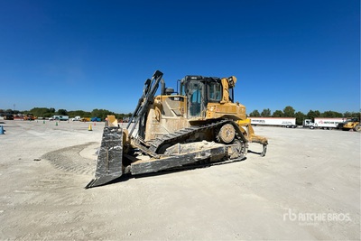 2013 Cat D6T XL Spycharka gąsienicowa