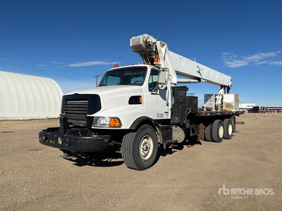 National 14172H 58800 lb Straight Boom on 2003 Sterling LT9500 6x4 Boom Truck