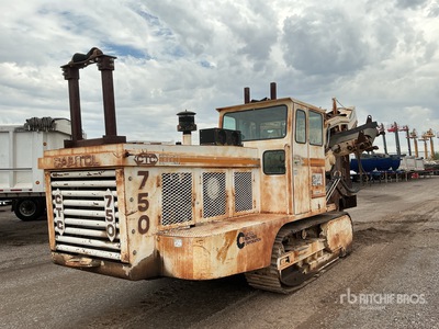 1987 Capitol 750 Tracked Trencher