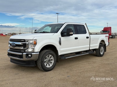 2022 Ford F-350 XLT 4x4 Crew Cab بيك اب