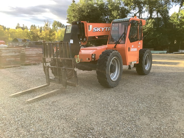 2017 JLG/SkyTrak 8042