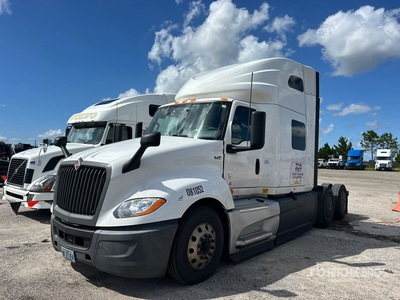 2020 International LT625 6x4 T/A Sleeper Truck Tractor