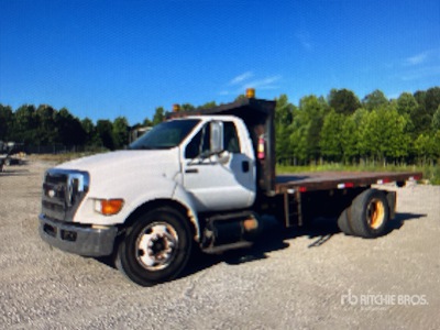 2008 Ford F-650 Crew Cab Flatbed Truck