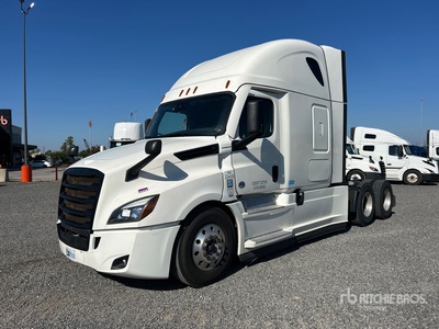 2022 Freightliner Cascadia 126 6x4 T/A Sleeper Truck Tractor
