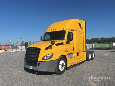 2022 Freightliner Cascadia 126 6x4 T/A Sleeper Truck Tractor