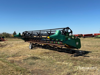 John Deere 930 30 ft Flex Combine Header