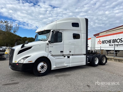 2022 Volvo VNL64760 6x4 T/A Sleeper Truck Tractor