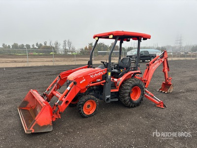 Kubota B26 4WD جرار متعدد الاستخدامات