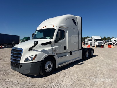 2021 Freightliner Cascadia 126 6x4 T/A Sleeper Truck Tractor