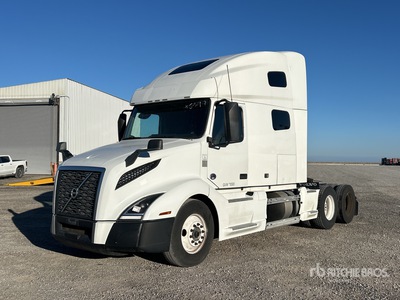 2022 Volvo VNL760 6x4 T/A Sleeper Truck Tractor