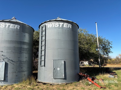 Twister +/- 2700 bu 6 Ring Grain Bin