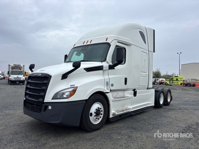 2022 Freightliner Cascadia 126 6x4 3- Achs Sattelzugmaschine mit Schlafkabine