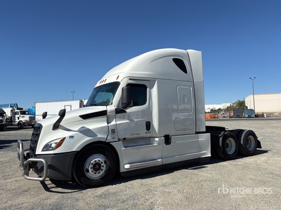 2021 Freightliner Cascadia 126 6x4 3- Achs Sattelzugmaschine mit Schlafkabine