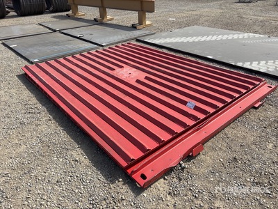 Quantity of (2) Red Drive One Plates Varios, tienda, almacen, consumidor