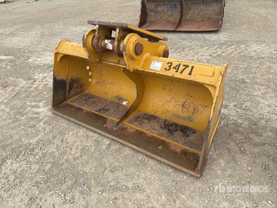 Teran BKT325D72C 72 in Cleanup Cazo para excavadora