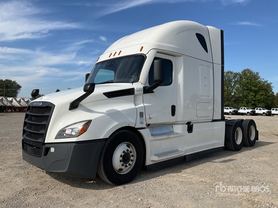 2022 Freightliner Cascadia 126 6x4 T/A Sleeper Truck Tractor