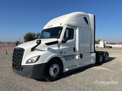 2022 Freightliner Cascadia 126 6x4 Ciągnik siodłowy T/A z kabiną sypialną