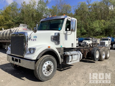 2018 Freightliner 122SD 8x4 Cab and Chassis