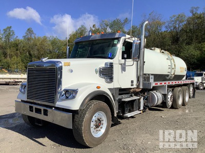 Masport on 2019 Freightliner 122SD 10x4 Day cab, Quad/A Vacuum Tanker Truck