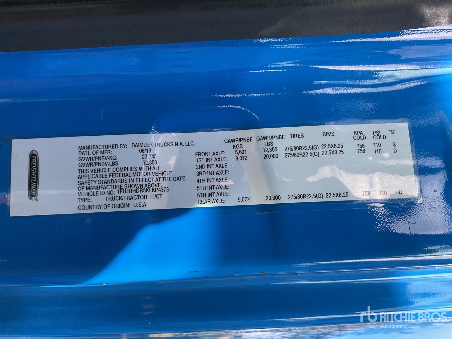 2019 Freightliner Cascadia 126 T/A Sleeper Truck Tractor