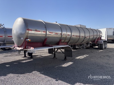 1984 Beall 6450 gal Tanker Trailer
