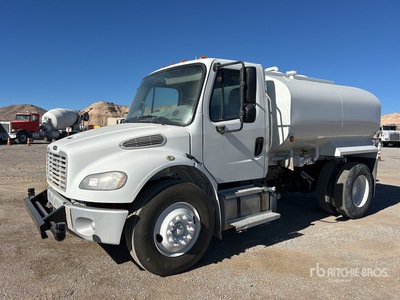 2018 Freightliner M2 106 2000 gal 4x2 Water Truck