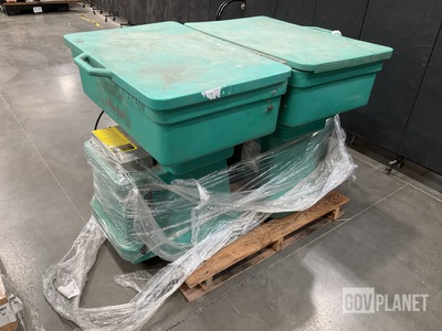 (2) KleenTec KT5000 Parts Washers