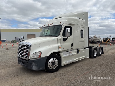 2016 Freightliner Cascadia 125 6x4 Ciągnik siodłowy T/A z kabiną sypialną