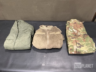 (1) Cold Weather Coat Liner, (18) Cold Weather Jackets & Assorted Items