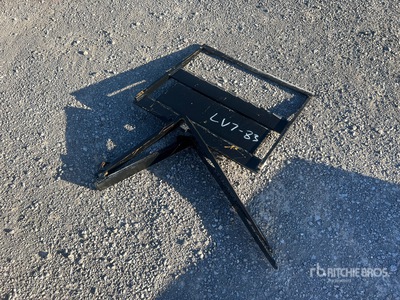 2025 GIYI GY-DHC mini Skid Steer Forks (Unused)