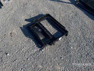 2025 GIYI GY-DHC mini Skid Steer Forks (Unused)