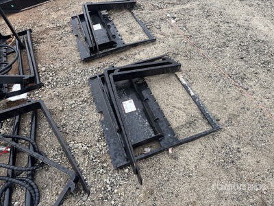 2025 GIYI GY-DHC Skid Steer Forks (Unused)