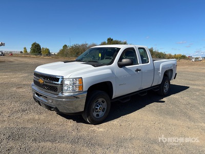 2013 Chevrolet Silverado 2500 4x4 Extended Cab Pickup