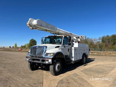 Altec AM855 55 ft on 2007 International 7300 4x4 Bucket Truck