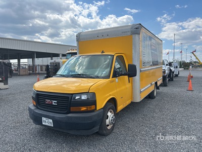 2018 GMC Savana 3500 4x2 バントラック