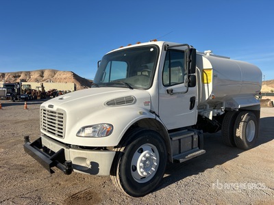 2018 Freightliner M2 106 2000 gal 4x2 Water vrachtwagen