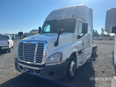 2015 Freightliner Cascadia 125 6x4 Cabeza Tractora Cabina Dormitorio (Inoperable)
