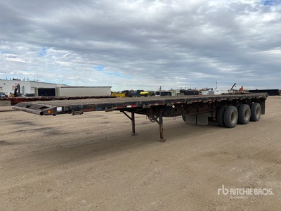 2005 Doepker HB7425 42 ft Tri/A Flatbed Oilfield Trailer