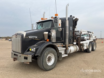 2004 Hiab 200C-5 7000 kg Knuckle Boom on 2005 Kenworth T800B 6x4 Sleeper Boom Truck