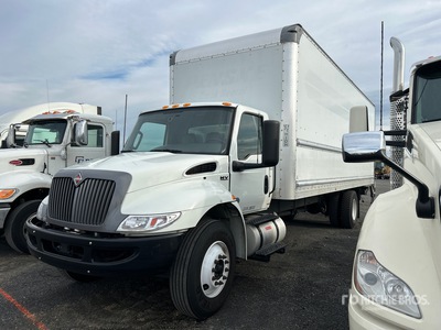 2022 International MV607 4x2 Furgoneta caja cerrada