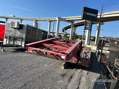 2001 Etnyre RTN55TD3-PS-T1 Tri/A Removable Gooseneck Low Loader