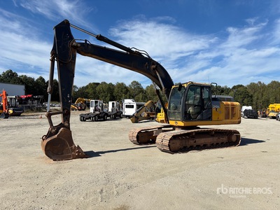 2016 John Deere 210G Tracked Excavator